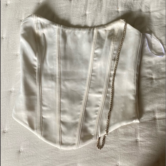 White Fox Boutique Tops - white fox corset